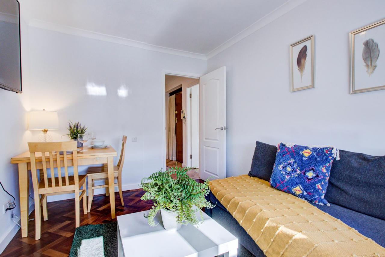 3-Bedroom, 3-Baths Apartment In Super Posh Marylebone, Central London, W1 Exterior foto